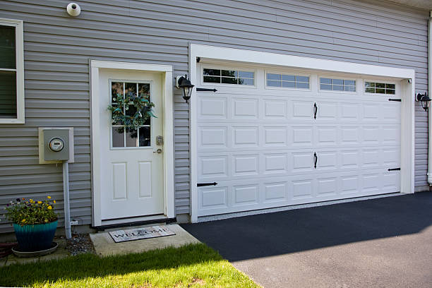 24/7 Emergency Garage Door Panel Replacement experts in Riverton, WY